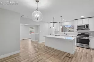 812 N Institute St, Colorado Springs, CO 80903 - Photo 11