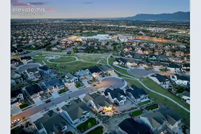 10056 Emerald Lake Lane, Colorado Springs, CO 80924 - Photo 5