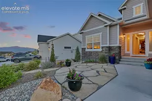 10056 Emerald Lk Ln, Colorado Springs, CO 80924 - Photo 7