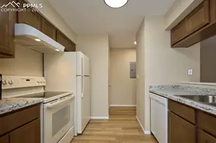 1708 Sawyer Way, Colorado Springs, CO 80915 - Photo 5