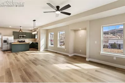 201 W Womack Avenue, Cripple Creek, CO 80813 - Photo 9