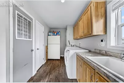736 Indiana Avenue, Limon, CO 80828 - Photo 31