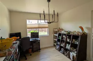 4660 Skylark Rd, Colorado Springs, CO 80916 - Photo 5
