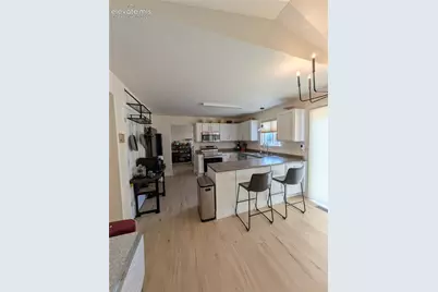 4660 Skylark Road, Colorado Springs, CO 80916 - Photo 7