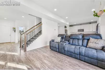 9666 Lone Oak Lane, Colorado Springs, CO 80927 - Photo 7