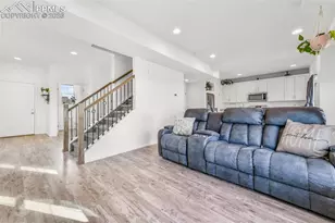 9666 Lone Oak Ln, Colorado Springs, CO 80927 - Photo 7