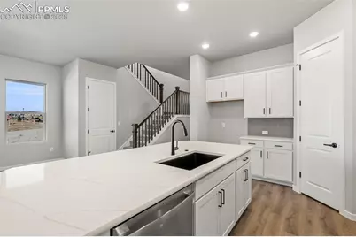 9286 Wolf Valley Drive, Colorado Springs, CO 80924 - Photo 7