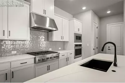 9286 Wolf Valley Drive, Colorado Springs, CO 80924 - Photo 5