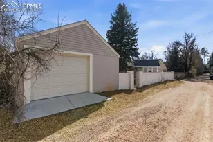 1436 Alamo Ave, Colorado Springs, CO 80907 - Photo 33