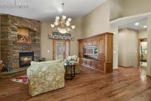 2563 Integrity Ct, Colorado Springs, CO 80918 - Photo 5