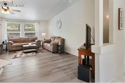 1058 Hackamore Drive, Florissant, CO 80816 - Photo 11