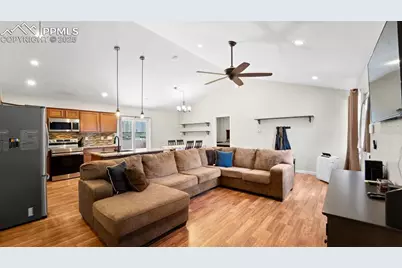 475 Cielo Vista Street, Colorado Springs, CO 80911 - Photo 7