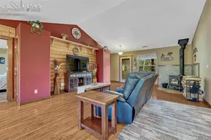 1131 Pikes Peak Dr, Divide, CO 80814 - Photo 11