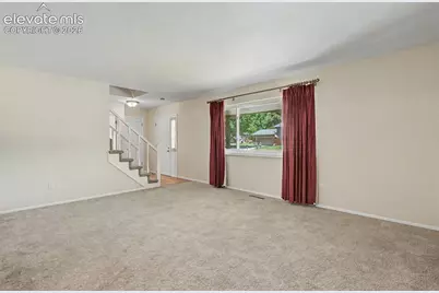 265 Silver Spring Drive, Colorado Springs, CO 80919 - Photo 5