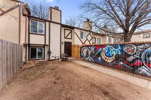 1013 Grinde Dr, Fountain, CO 80817 - Photo 3