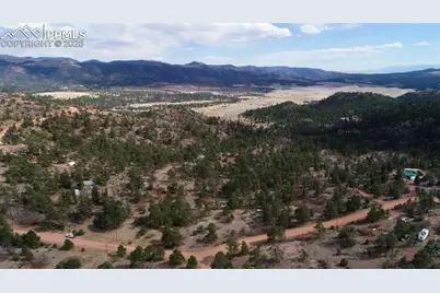 2002 Comanche Circle, Florissant, CO 80816 - Photo 19