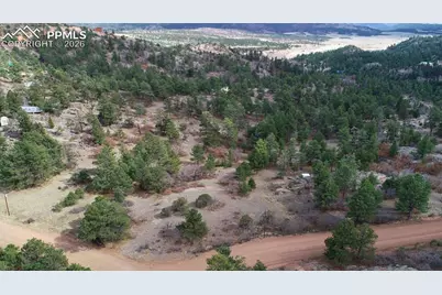 2002 Comanche Circle, Florissant, CO 80816 - Photo 11