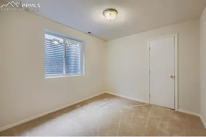 5827 Uncompahgre Street, Colorado Springs, CO 80923 - Photo 23