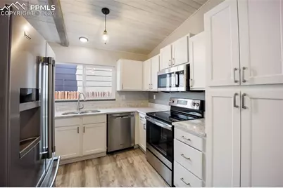 7630 Montarbor Drive, Colorado Springs, CO 80918 - Photo 7