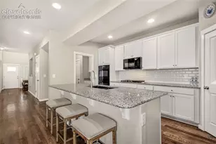 1620 Little Overlook St, Colorado Springs, CO 80910 - Photo 3
