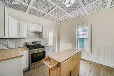2423 W St Vrain Street, Colorado Springs, CO 80904 - Photo 15