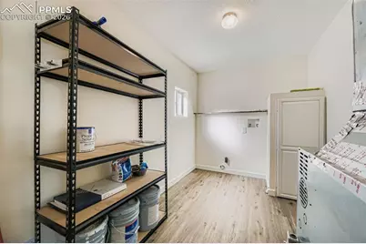 2423 W St Vrain Street, Colorado Springs, CO 80904 - Photo 31