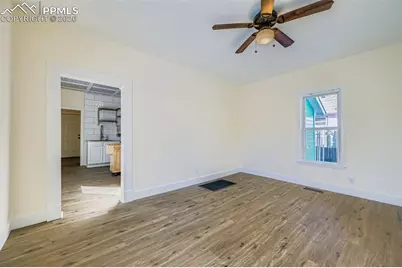 2423 W St Vrain Street, Colorado Springs, CO 80904 - Photo 9