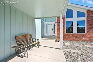 2502 Fairway Dr, Colorado Springs, CO 80909 - Photo 7