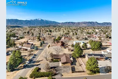 4770 Diamond Drive, Colorado Springs, CO 80918 - Photo 3