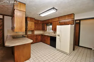 4770 Diamond Dr, Colorado Springs, CO 80918 - Photo 7