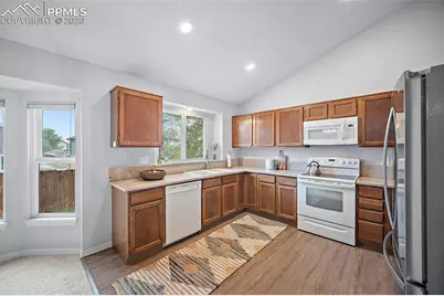 6525 Leesburg Road, Colorado Springs, CO 80922 - Photo 13