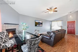 7326 Village Meadows Dr, Fountain, CO 80817 - Photo 5