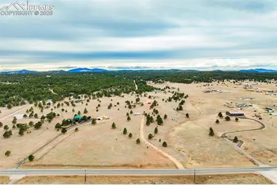 12077 County Road 1, Florissant, CO 80816 - Photo 23