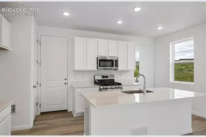 7491 Nova View, Colorado Springs, CO 80915 - Photo 9
