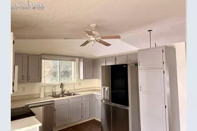 7565 Woody Creek Drive, Colorado Springs, CO 80911 - Photo 9