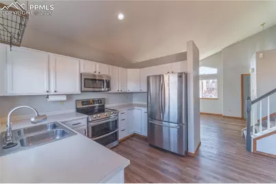 2419 Pinyon Jay Drive, Colorado Springs, CO 80951 - Photo 9