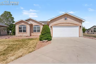219 E Linden Avenue, Pueblo, CO 81007 - Photo 1