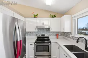 441 Pucket Cir, Colorado Springs, CO 80911 - Photo 7