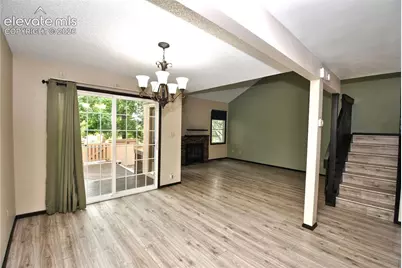 6109 Pine Hill Drive, Colorado Springs, CO 80918 - Photo 7