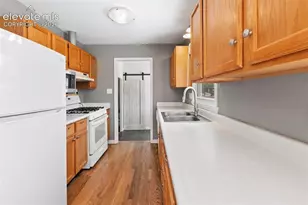 734 N 31st St, Colorado Springs, CO 80904 - Photo 11
