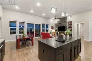 1971 Mesa Park View, Colorado Springs, CO 80904 - Photo 15