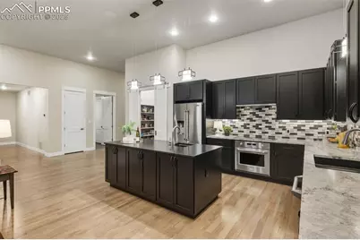 1971 Mesa Park View, Colorado Springs, CO 80904 - Photo 19