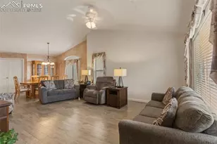 4315 Outlook Blvd, Pueblo, CO 81008 - Photo 11