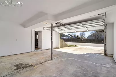 2410 Clarendon Drive, Colorado Springs, CO 80916 - Photo 39
