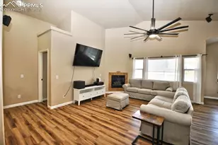 6550 Tranters Creek Way, Colorado Springs, CO 80925 - Photo 5