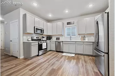 7700 Frigid Air Point, Colorado Springs, CO 80908 - Photo 5