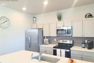 4512 Samaritan Loop, Colorado Springs, CO 80916 - Photo 9