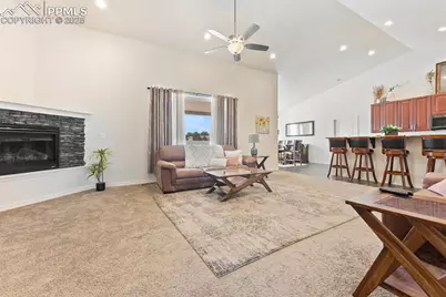 1087 S Greenway Drive, Pueblo West, CO 81007 - Photo 5