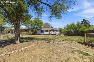 2240 Sumter Dr, Colorado Springs, CO 80910 - Photo 5