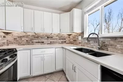 3801 Vaquero Circle, Colorado Springs, CO 80918 - Photo 13